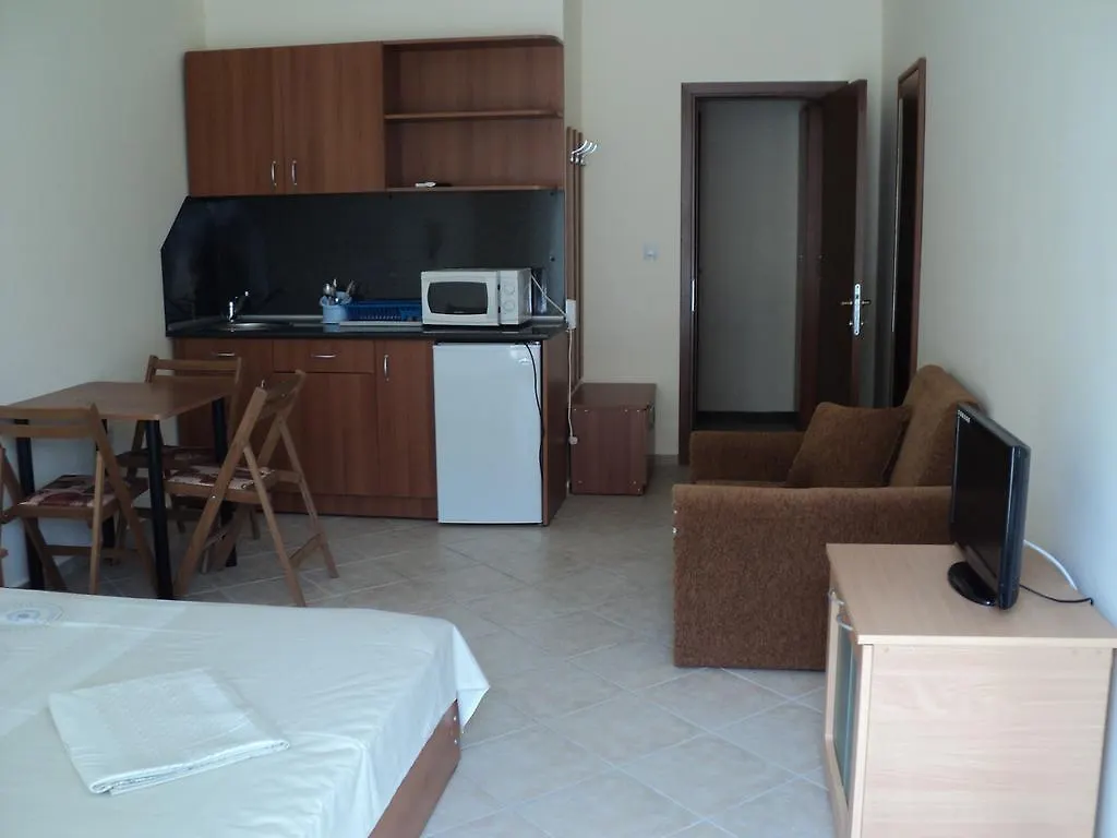 Meni Apartments And Guest Rooms Sozopol 0*,