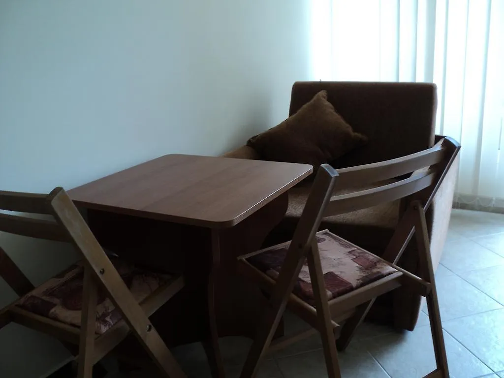 Homestay Meni Apartments And Guest Rooms Sozopol