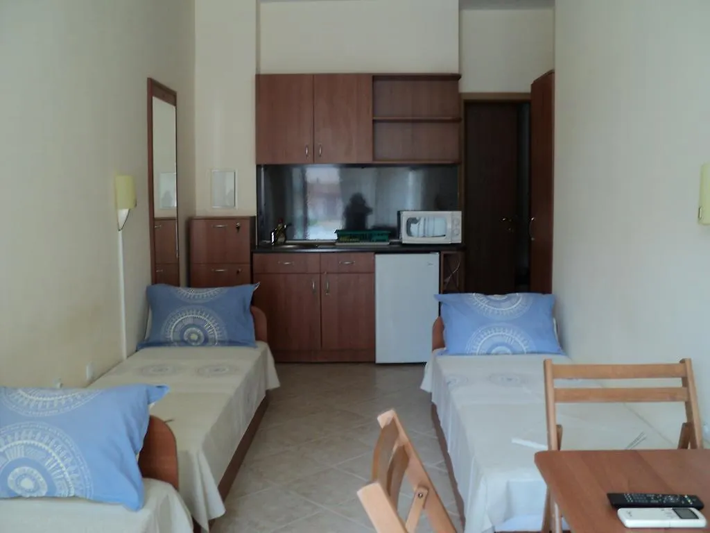 Meni Apartments And Guest Rooms Sozopol Bulgaria